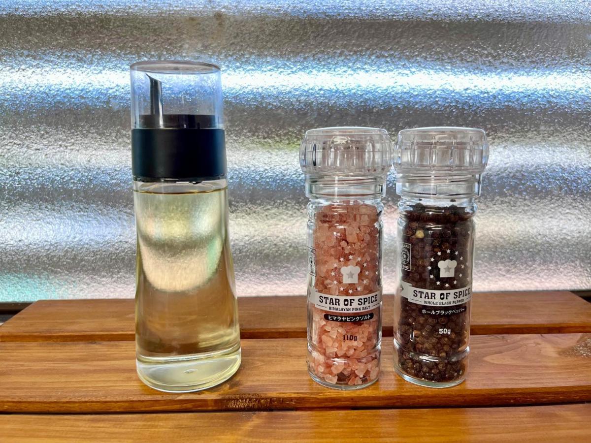 バーベキューもできる! 海と浜比嘉大橋を一望できる宿 Henza Exterior foto